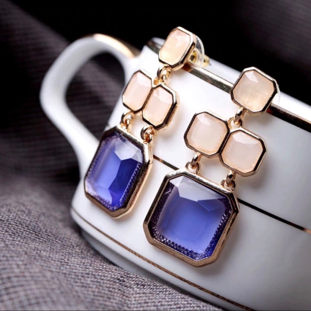 Blue dangle earrings - Picture 2 of 6